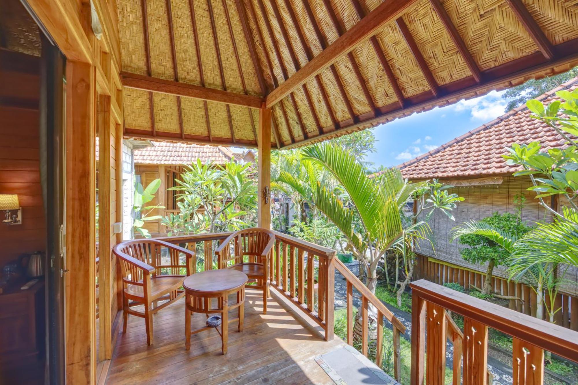 Ss Pangket Bungalow Toyapakeh Exterior foto